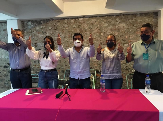 PAN y MC se unen a Rubero Suarez candidato de Fuerza X México en Izúcar 