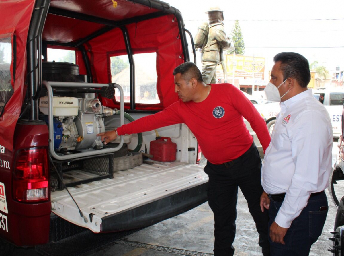 Estrenan unidad de bomberos en Huaquechula 