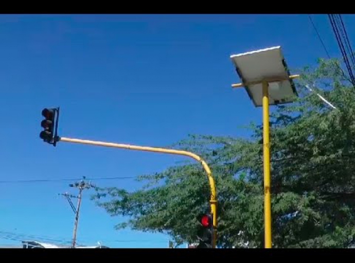 Semáforos solares podrían ser la alternativa para disminuir accidentes en la zona norte de Atlixco. 