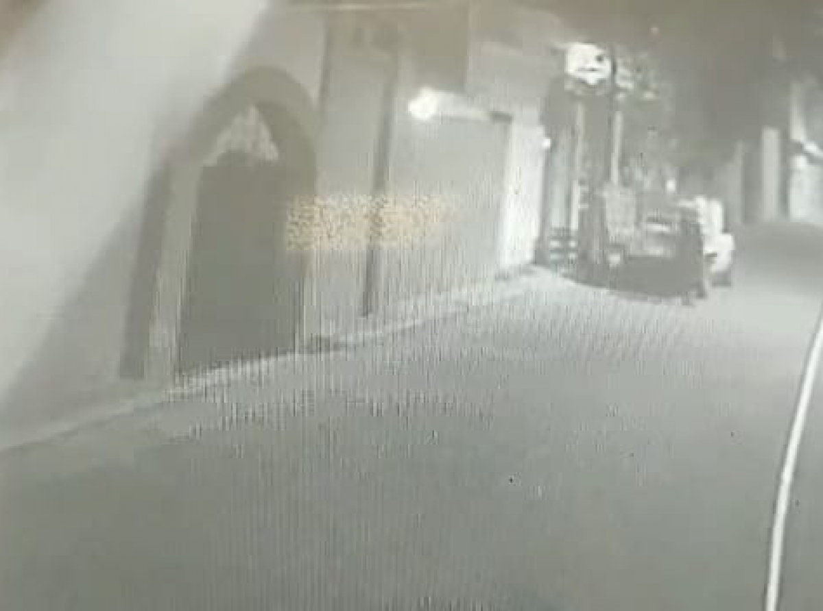 Intentan robar camioneta estacionada en calles de Atlixco 