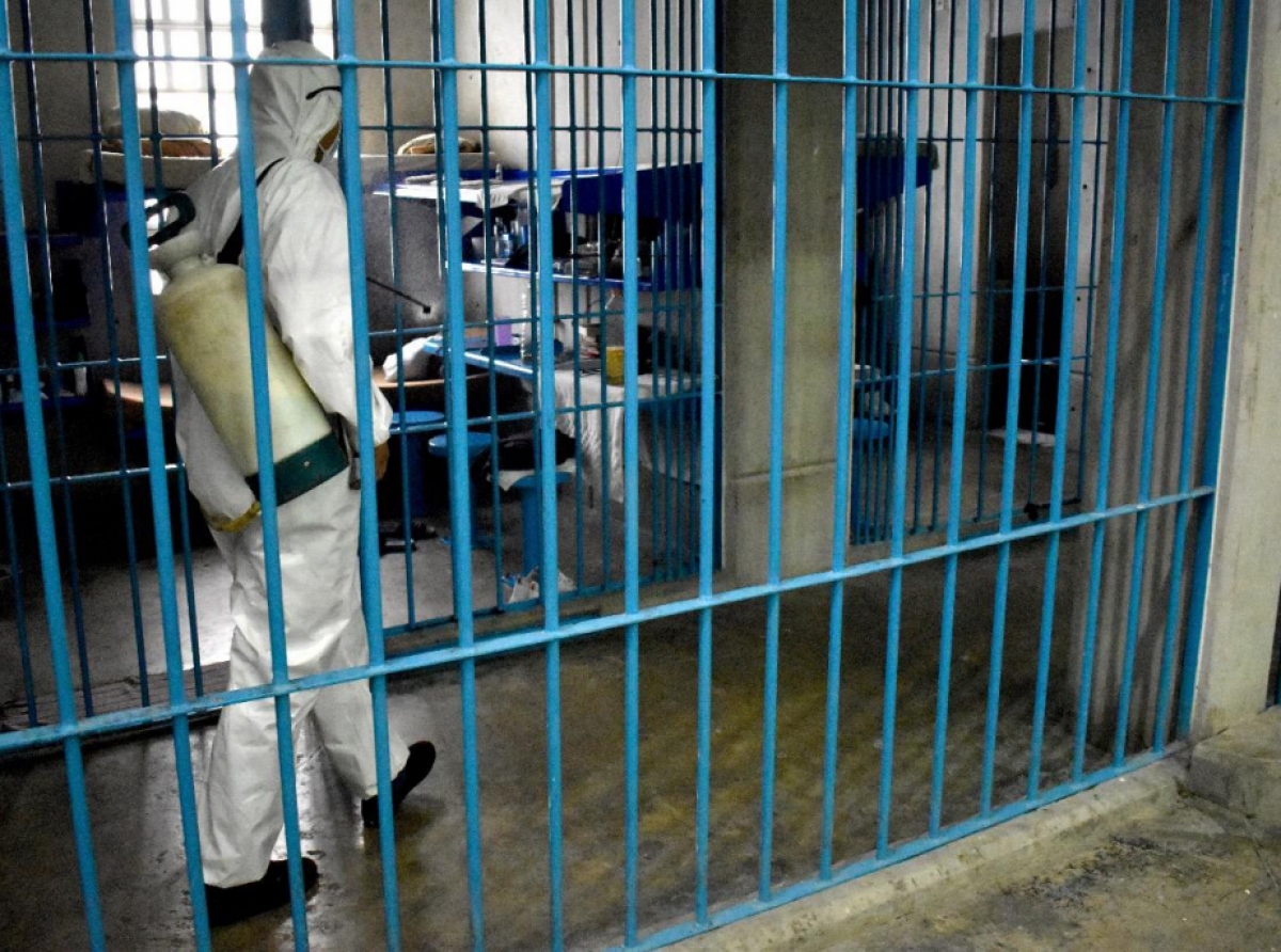 Aíslan a 22 reos de cárceles en Puebla por contagio de Covid-19