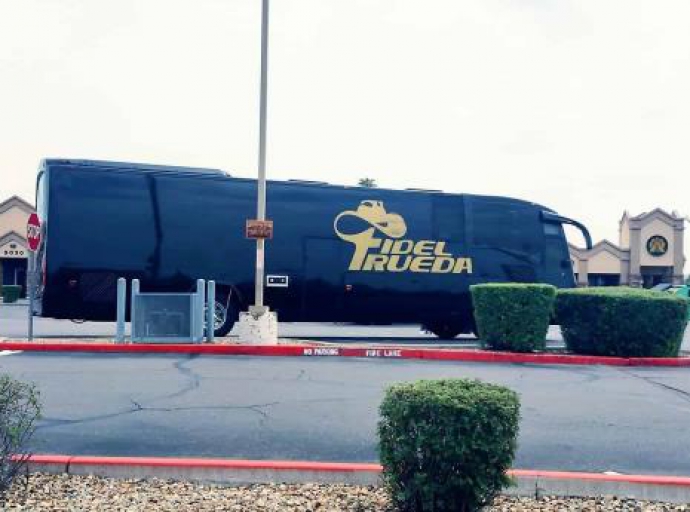 Intentan robar el camión del cantante Fidel Rueda sobre la México-Puebla