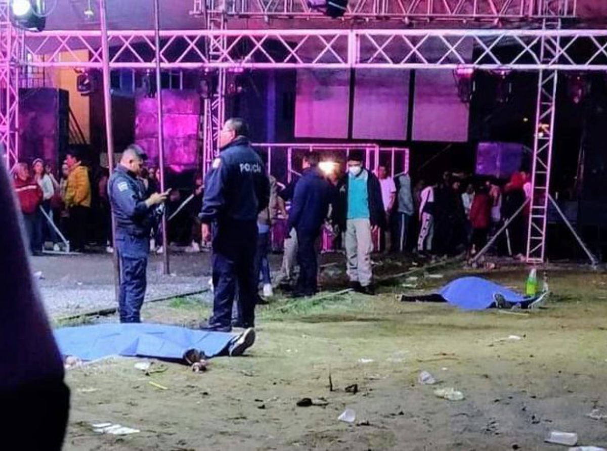 Dos hombres mueren baleados en un baile en Santa María Moyotzingo
