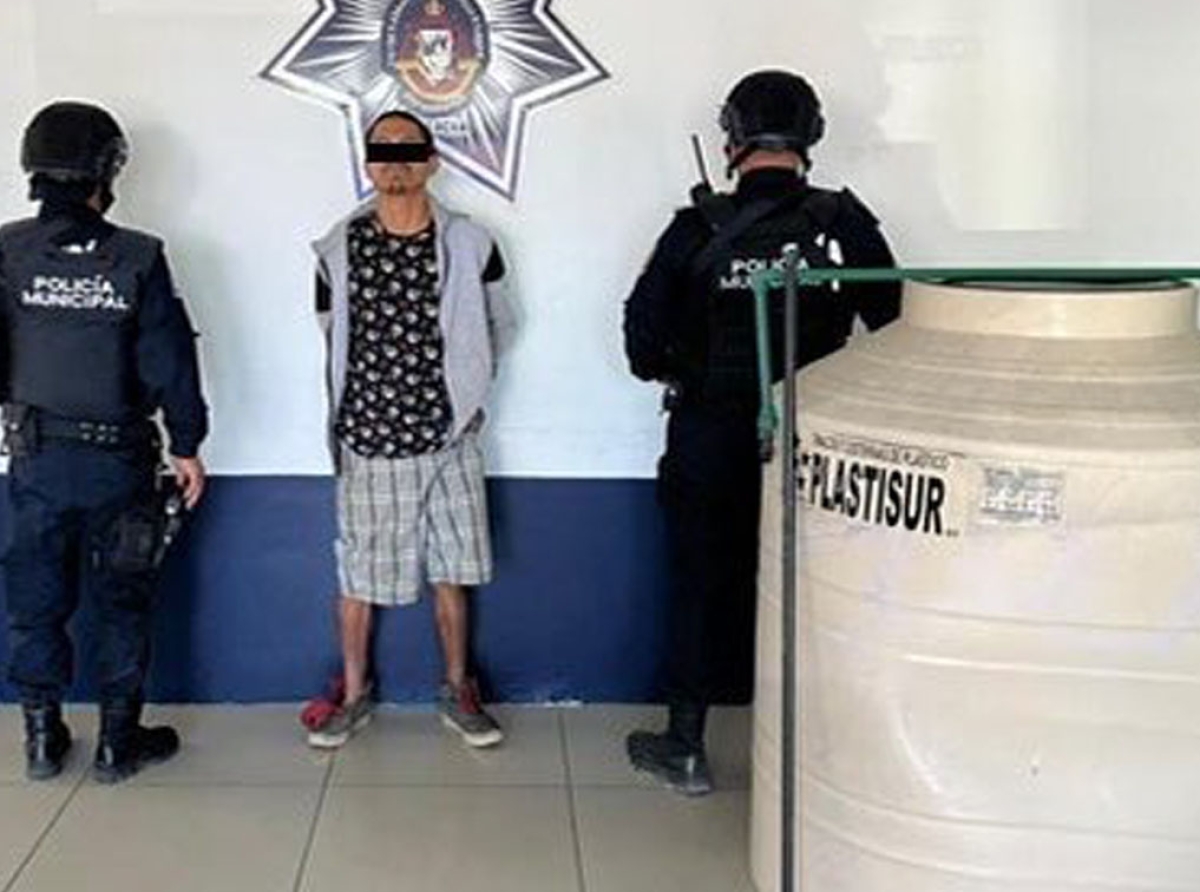 En San Diego Acapulco es detenido un masculino por intentar robarse un tinaco