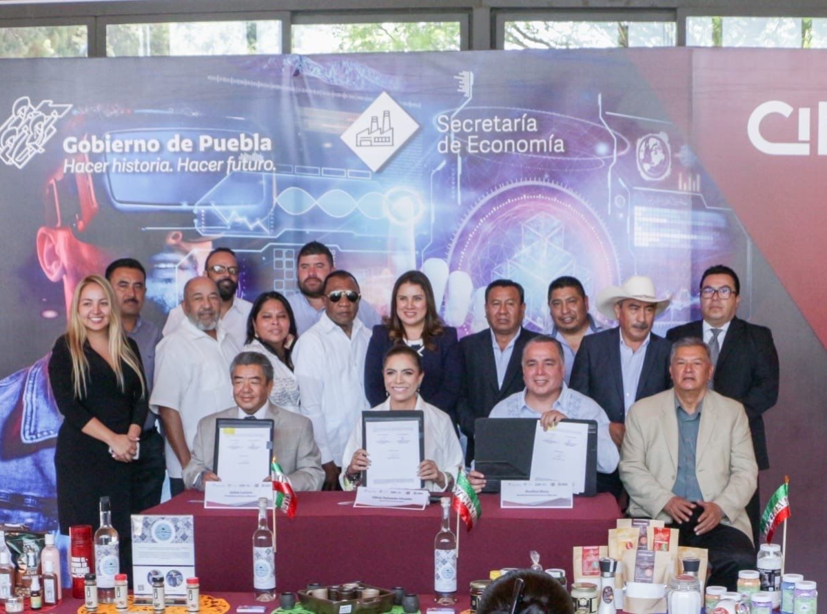 Tochimilco y Huaquechula presentes en la firma de convenio con Fuerza Migrante 