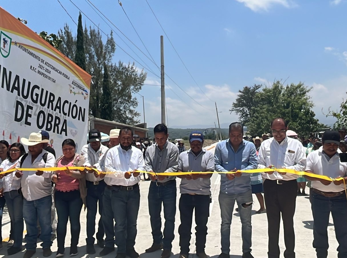 Se inauguran dos importantes obras en la localidad de San Juan Tejupa 