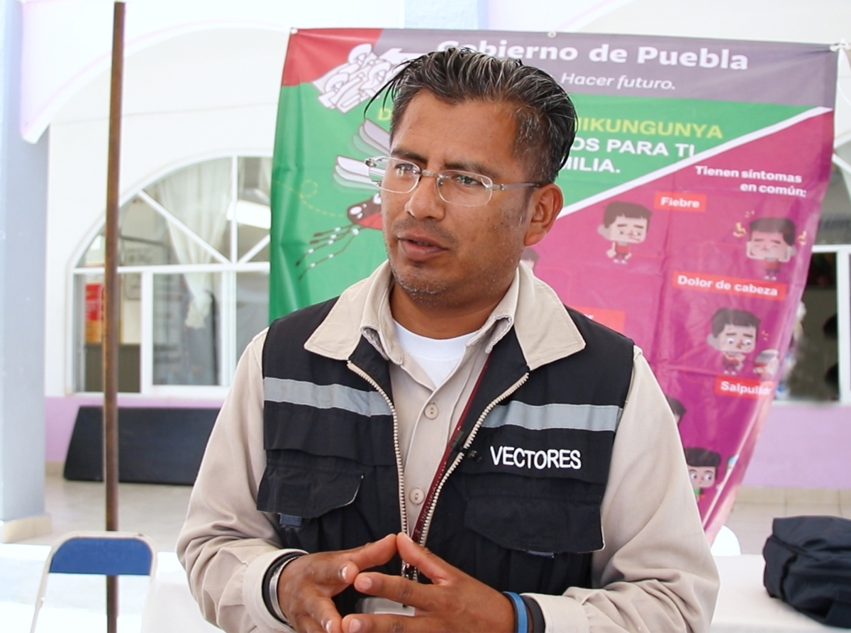 Para prevenir dengue, gobierno de Puebla capacita a población de zonas endémicas