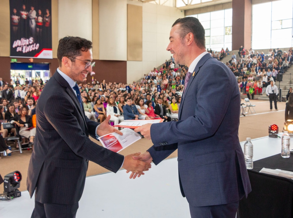 Las y los mejores para el mundo: IBERO Puebla celebra a sus graduados