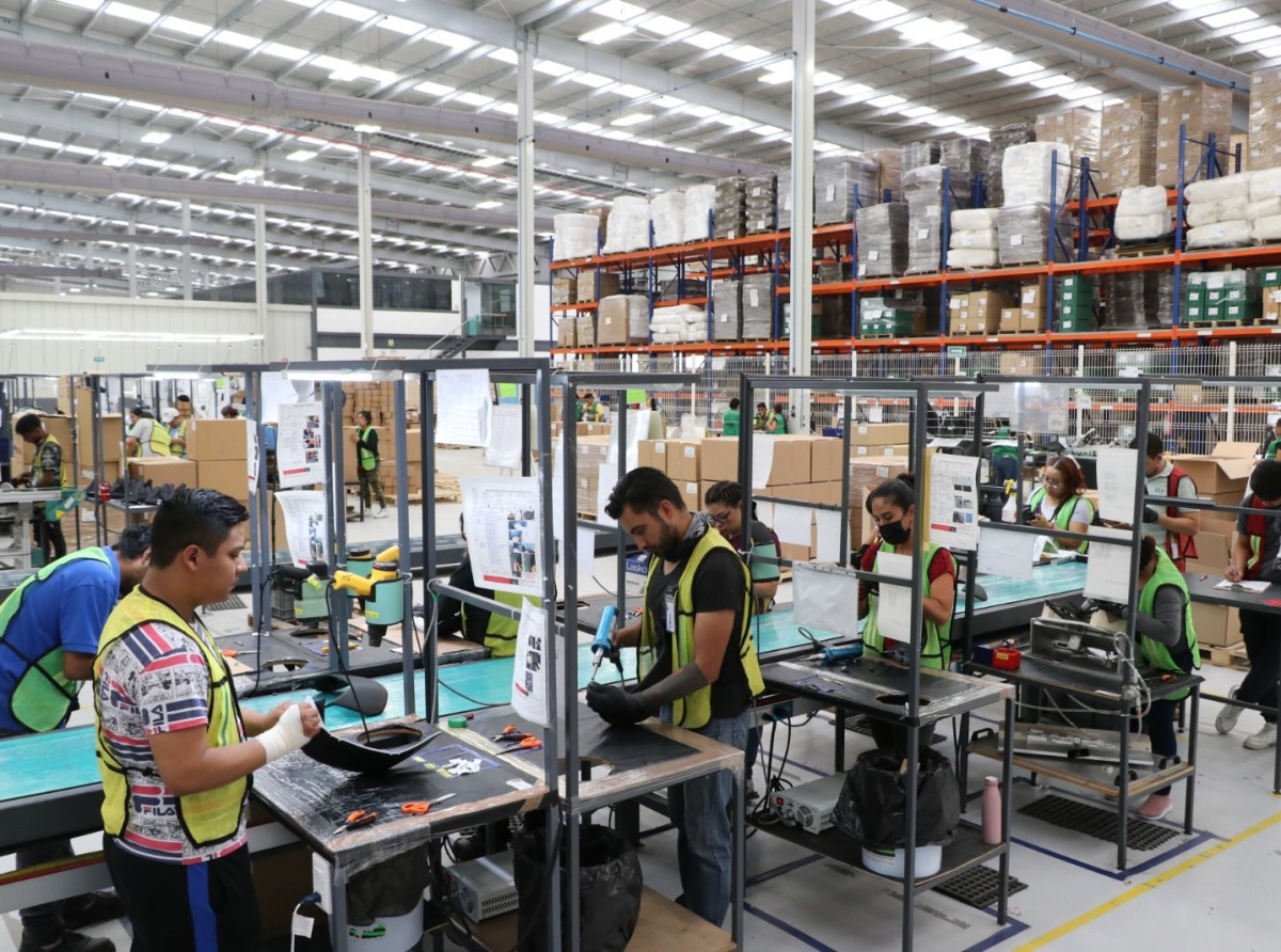 Crece productividad laboral manufacturera en Puebla: Olivia Salomón