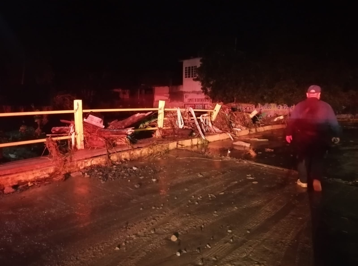 Al menos 250 casas resultaron afectadas por el desbordamiento de un río en Venustiano Carranza