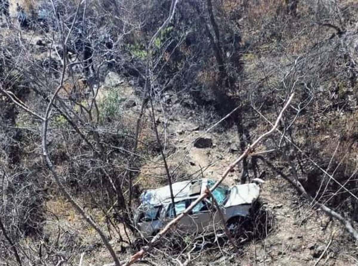  Trágico Accidente en Xicotlán: Fallecen un bebé y una mujer al caer a un barranco