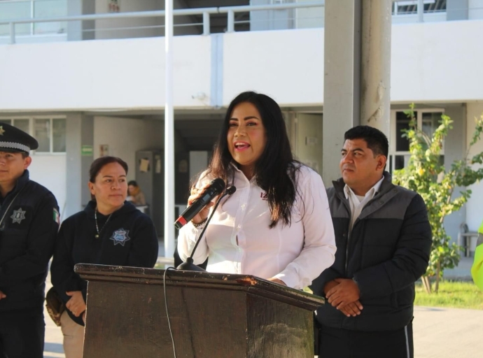 Irene Olea rechaza tener casa en Puebla y hacer uso personal de las patrullas de Izúcar de Matamoros