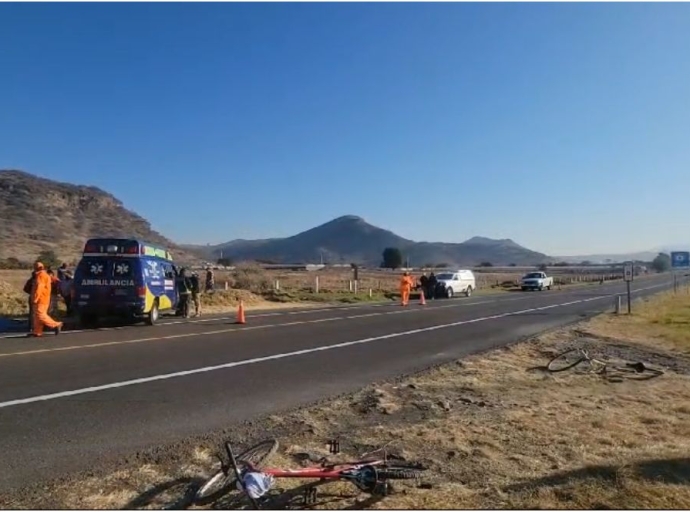 Masculino muere atropellado sobre la autopista Siglo XXI