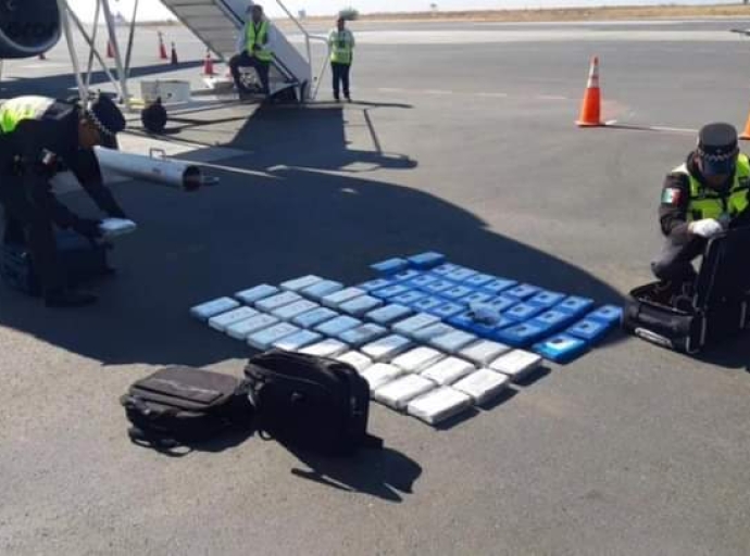 Aseguran 120 paquetes con presunta cocaína en Aeropuerto de Huejotzingo